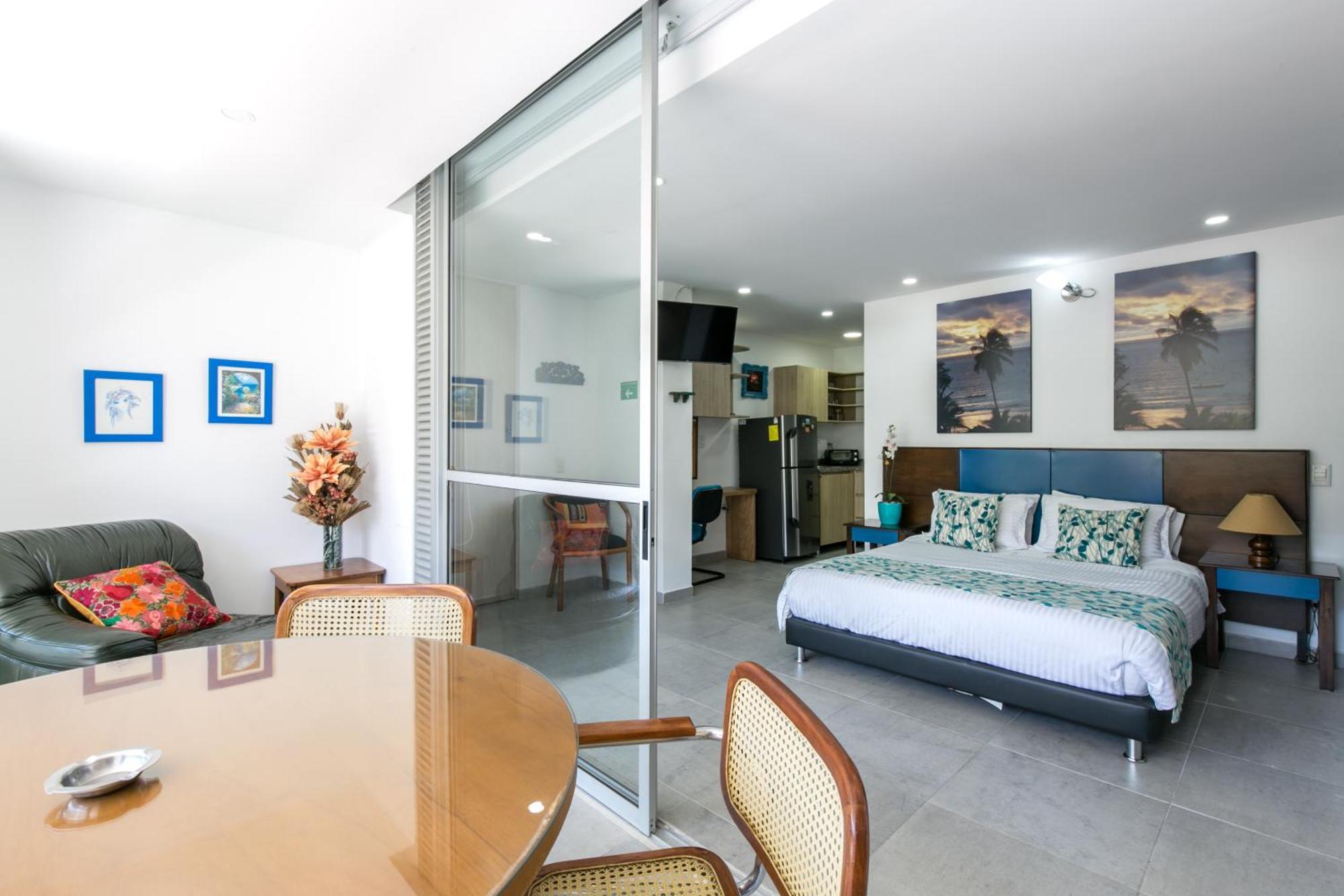 Apartamentos Borbon Suites Medellín Esterno foto