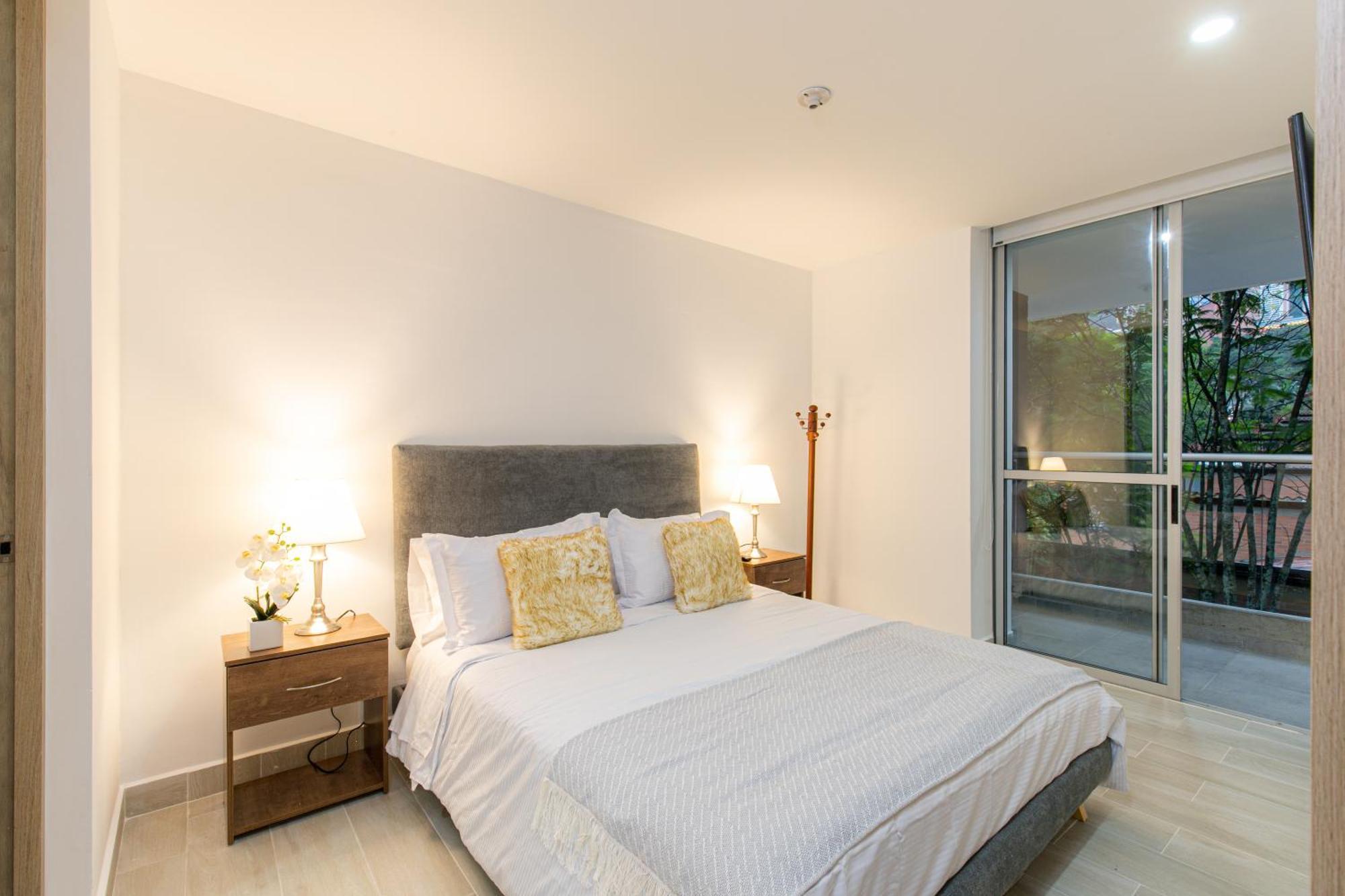 Apartamentos Borbon Suites Medellín Esterno foto