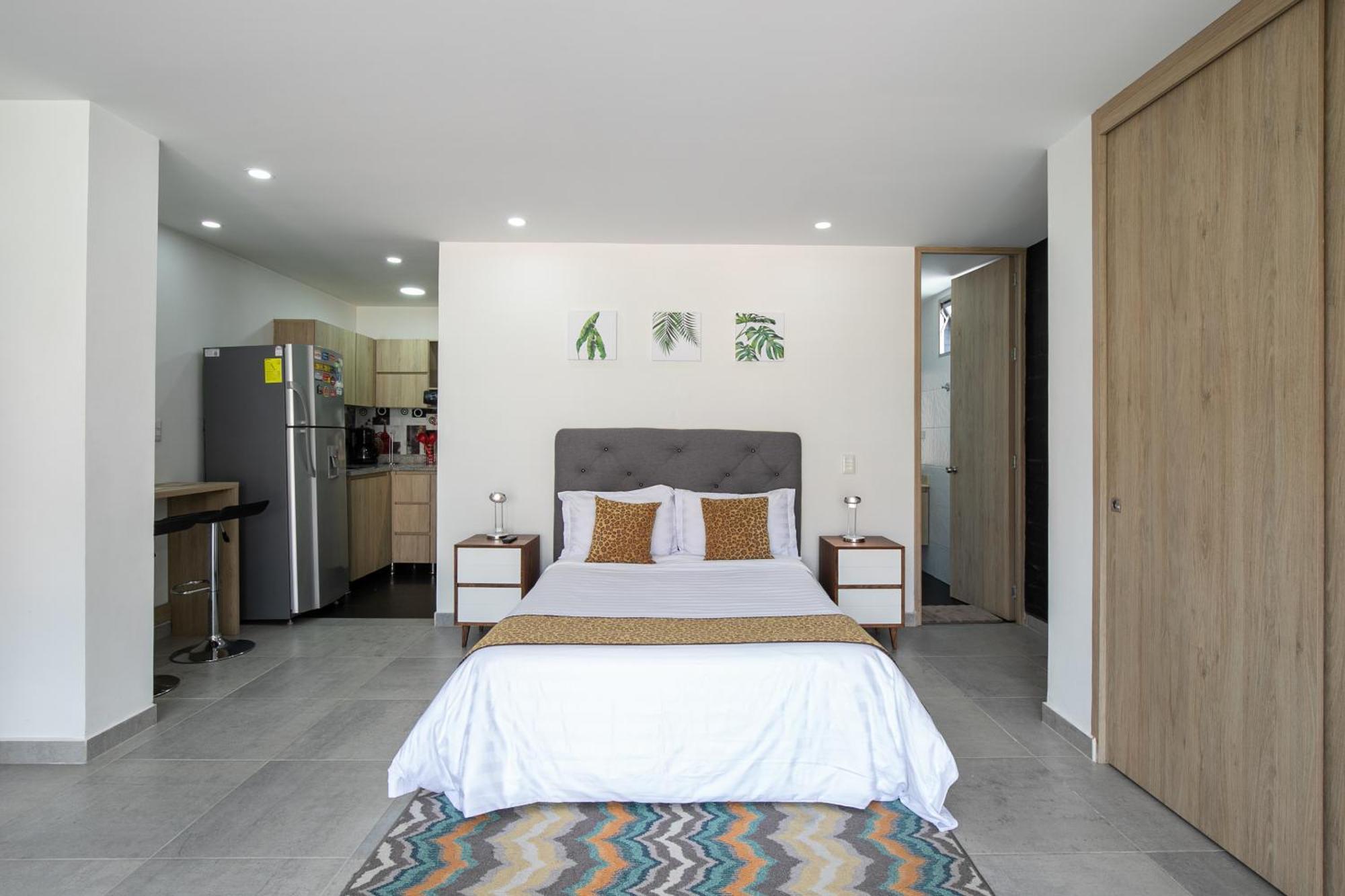 Apartamentos Borbon Suites Medellín Esterno foto