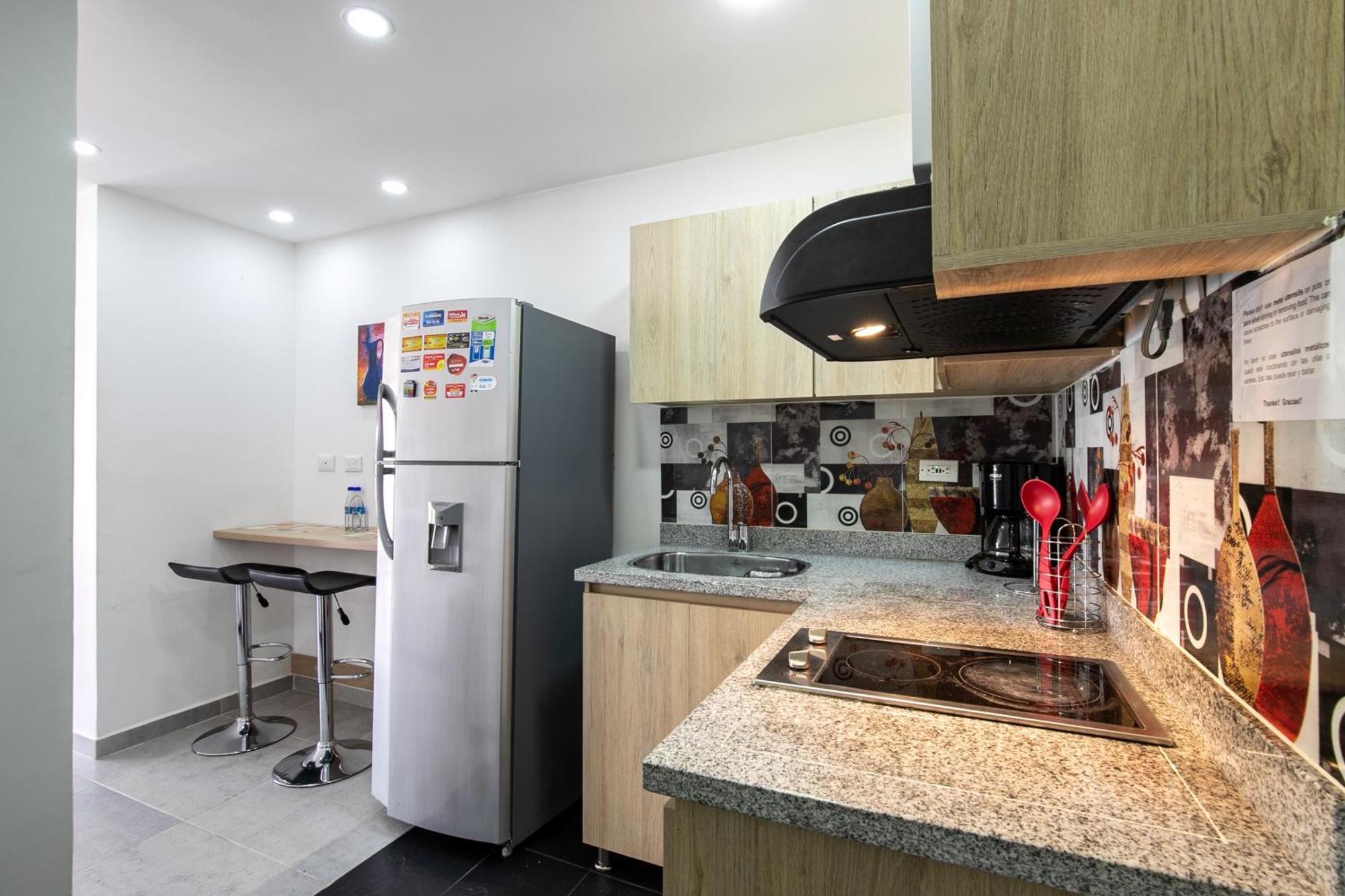 Apartamentos Borbon Suites Medellín Esterno foto