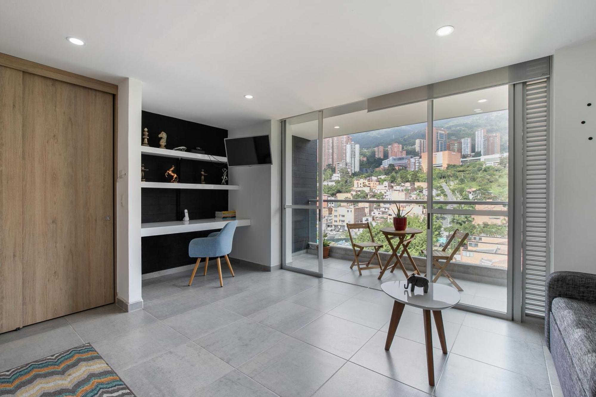 Apartamentos Borbon Suites Medellín Esterno foto