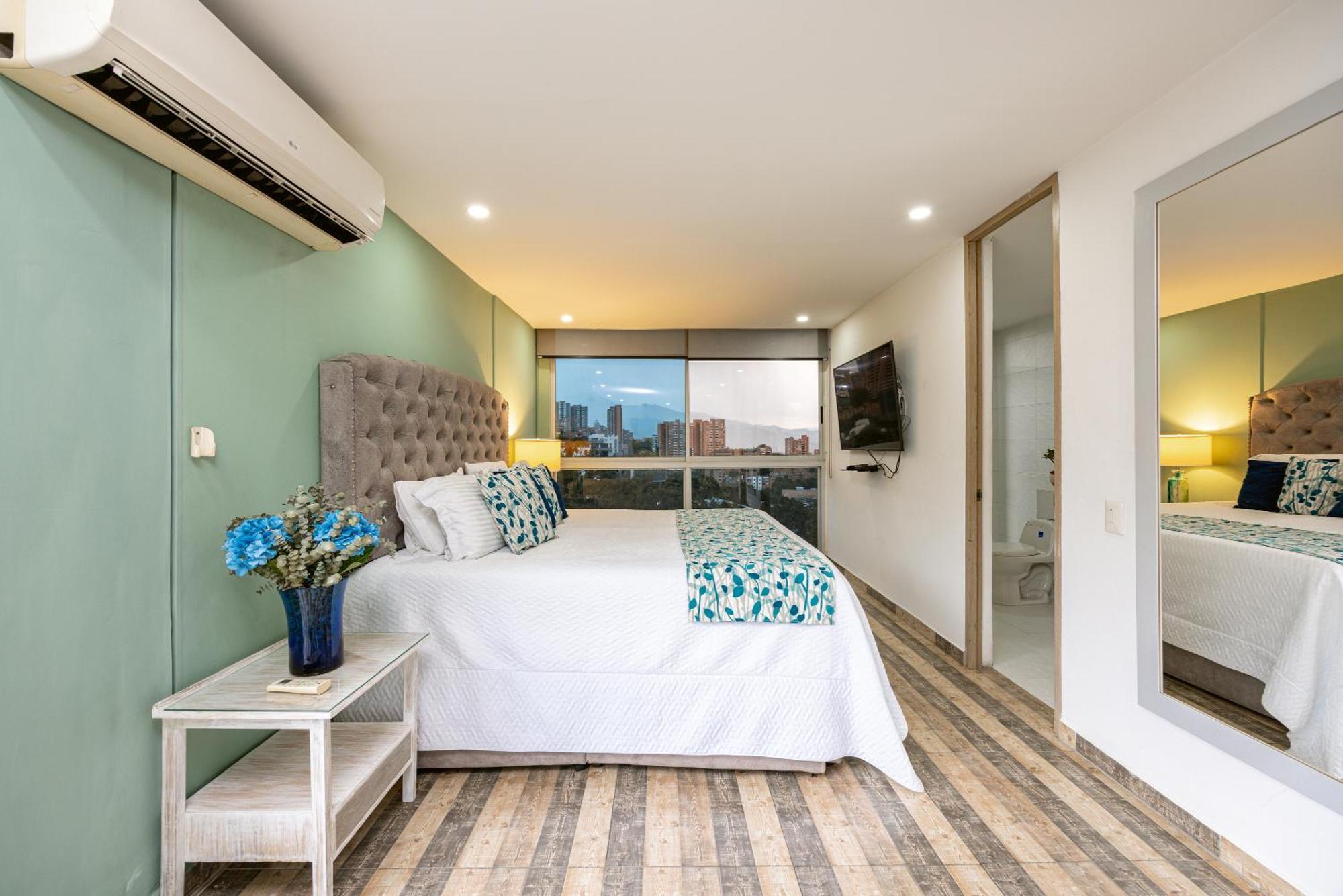 Apartamentos Borbon Suites Medellín Esterno foto